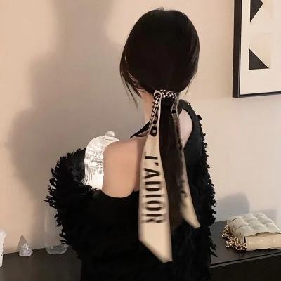 它在身后免费在线观看